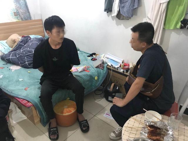 “薅羊毛”被抓！男子<em>非法</em>制售<em>軟件</em>造成電商損失400<em>余</em><em>萬</em>元