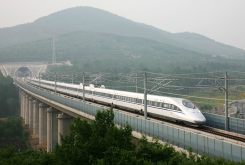 中國(guó)最繁忙的鐵路<em>干線(xiàn)</em>之一：<em>京滬</em>鐵路