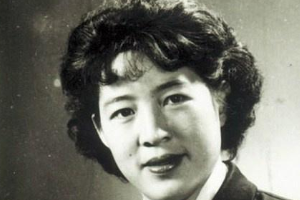 王竹報(bào)——第一批<em>女</em>空乘人員中<em>的</em>代表人物。