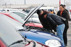 <em>二手車</em>網絡<em>交易</em>糾紛頻出 平臺追求效率引誠信問題