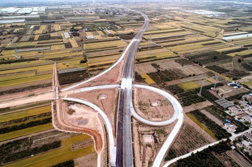 中鐵十五局五公司合銅高速<em>項目</em>堅持“<em>綠色</em>”理念<em>打造</em>生態環保工地