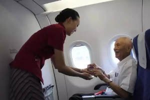 空乘服務(wù)<em>的</em>語言藝術(shù)與溝通技巧（圖25）