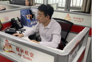 桂林航空客服團隊：航班延誤，愛和服務不延誤