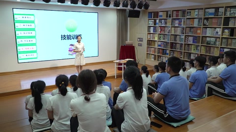 <em>微</em><em>課</em>：<em>學(xué)前教育</em><em>專業(yè)</em>《幼兒文學(xué)—任務(wù)4.2 歸納繪本故事情節(jié)》