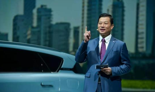竺延風—帶領(lǐng)東風汽車集團從<em>疫情</em>的陰霾中走出