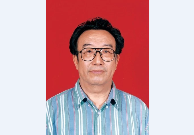 中國(guó)俄語(yǔ)年文化人物：<em>翻譯</em>家高莽