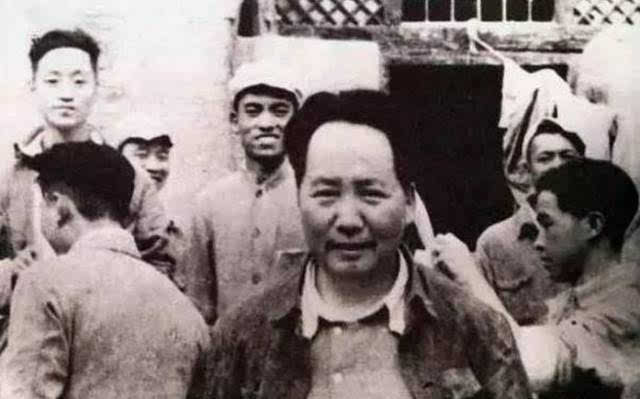 俄語翻譯家師哲：毛澤東、周恩來、劉少奇、朱德等中央領導的俄文翻譯