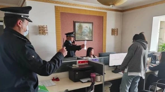 蘭州市文化市場綜合行政執法隊查處兩家<em>涉嫌</em>低價游旅行社
