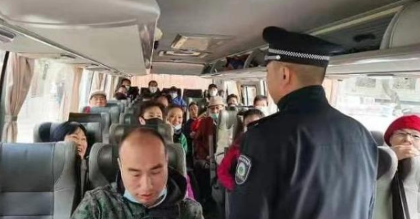 蘭州市查處兩起未經許可經營<em>旅行社</em><em>業務</em>案
