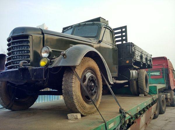經(jīng)典老<em>車</em>：70年代的解放牌汽車什么樣子？它是中國汽車的見證者！