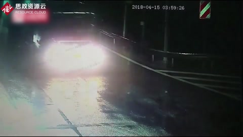 男子送臨產妻子就醫闖紅燈與貨車相撞胎兒死亡