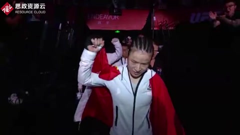 42秒KO對手，女孩張偉麗成為中國首位UFC<em>冠軍</em>