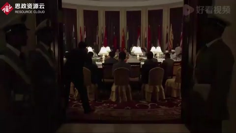 萬隆會議現(xiàn)場，各國代表意見不和，總理一句話化干戈