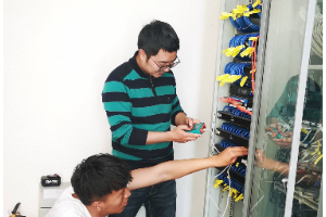 網路<em>組建</em><em>與</em><em>維護</em>