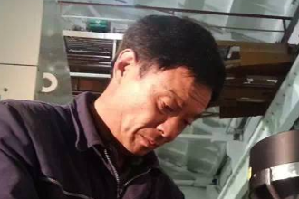 <em>深海</em>“<em>蛟龍</em>”守護(hù)者—顧秋亮