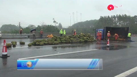病車上路要不得！螺絲松動導致方向盤失控， <em>貨車</em>側翻！