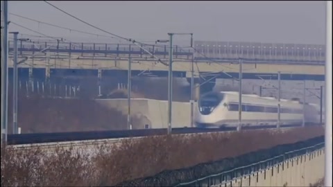 最美鐵路人物—高寒高鐵動車組司機—邢云堂