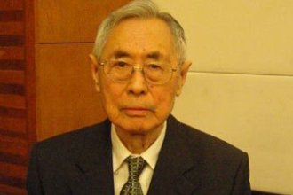 劉玉清—中國工程院院士、<em>放射</em>-醫學影像學專家
