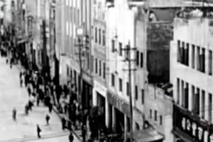 1927年：南昌起義槍響 <em>八七</em><em>會(huì)議</em>召開