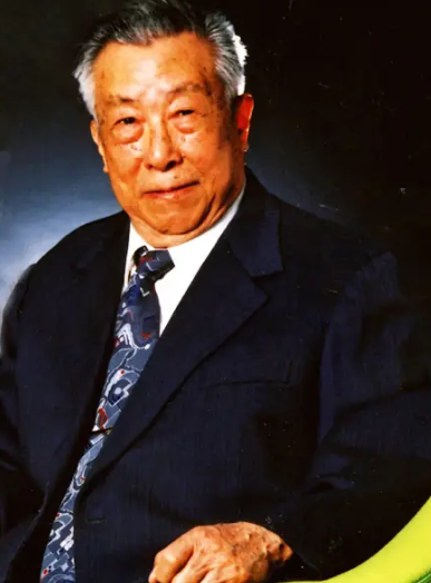 中國工程院<em>院士</em>、植物<em>病理</em>學專家—曾<em>士</em>邁