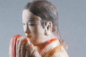 中華傳統(tǒng)文化—<em>西漢</em>塑衣式拱手跽坐女俑